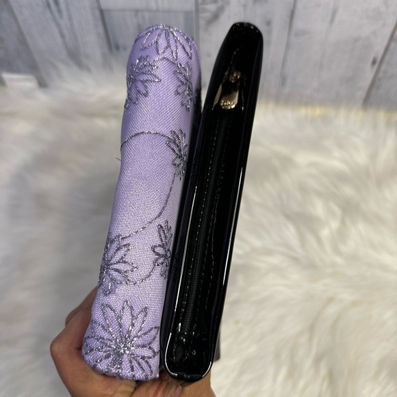 CHRISTIAN DIOR and GIVENCHY cosmetic pouch bundle - Picture 9 of 12